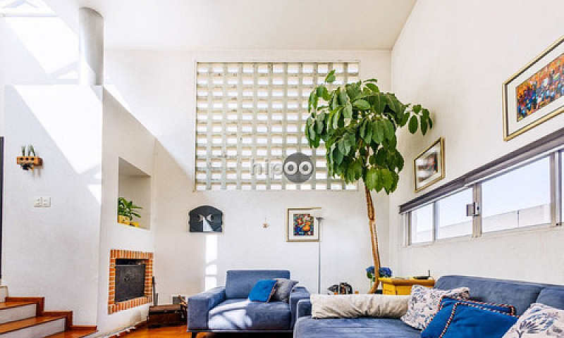 Casa En Venta En Lom...
