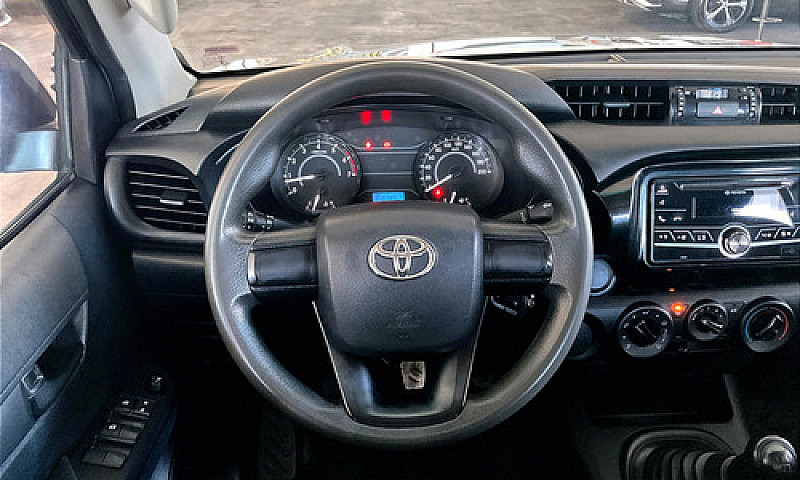 Toyota Hilux 2019...