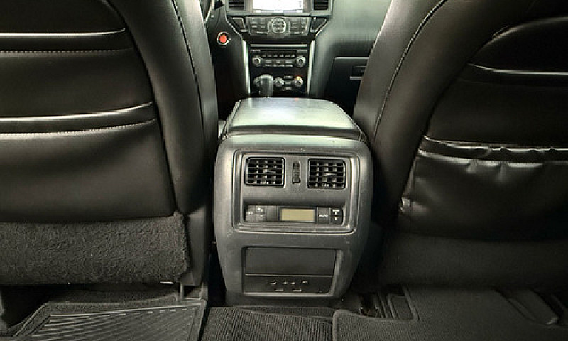 Nissan Pathfinder 3....
