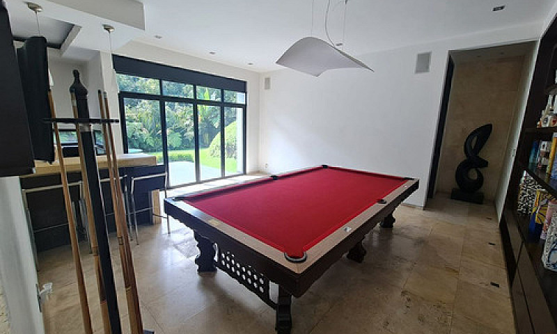 Casa En Venta En Des...