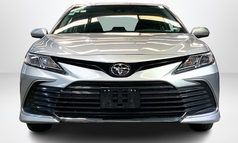 Toyota Camry 2022...