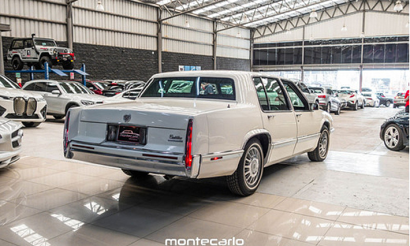 Cadillac Deville 199...