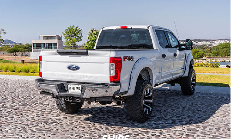 Ford F-250 2017...