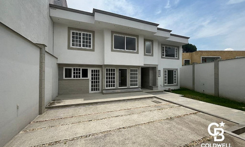 Casa En Venta, Colon...