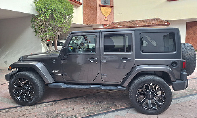 Jeep Wrangler 3.7 Un...