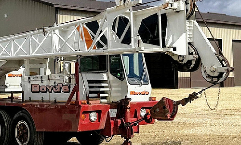 Grove Tms 740...