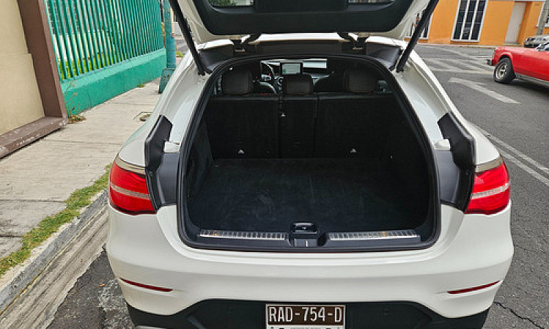 Mercedes Glc 43...