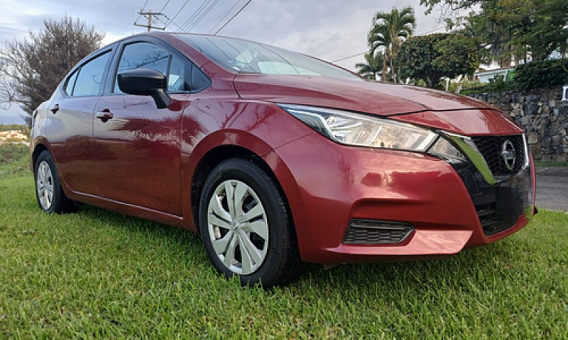 Nissan Versa 1.6 Sen...