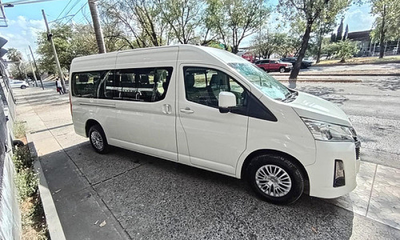 Toyota Hiace 2.7 Bus...