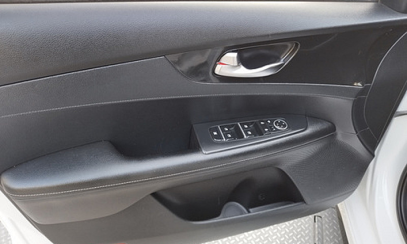 Kia Forte Gt Line 2....