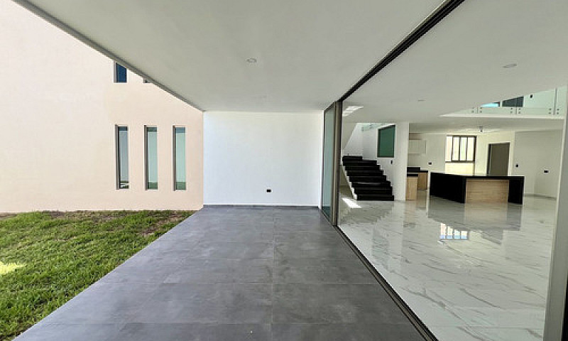 Casa Venta En Mérida...