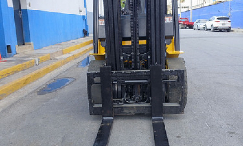 Montacargas Yale 3 T...