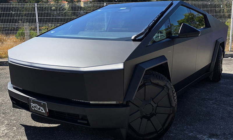 Tesla Cybertruck Cyb...