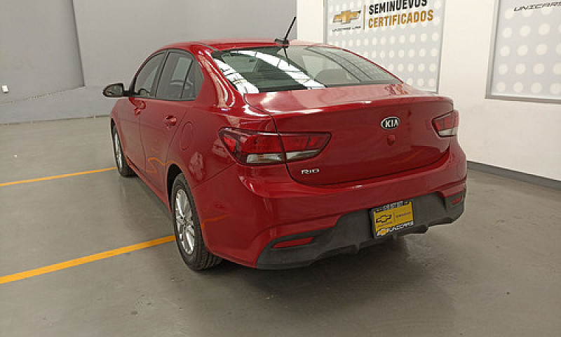 Kia Rio 2018...