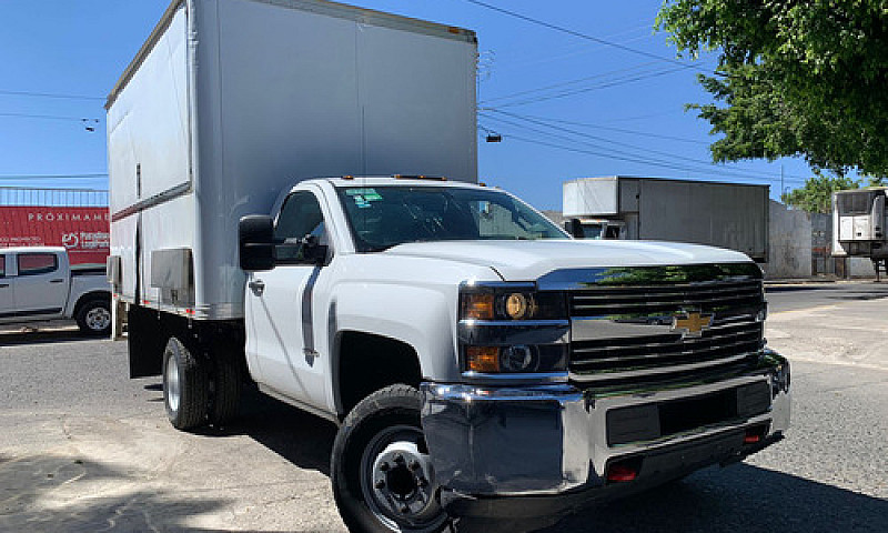 Chevrolet Silverado ...