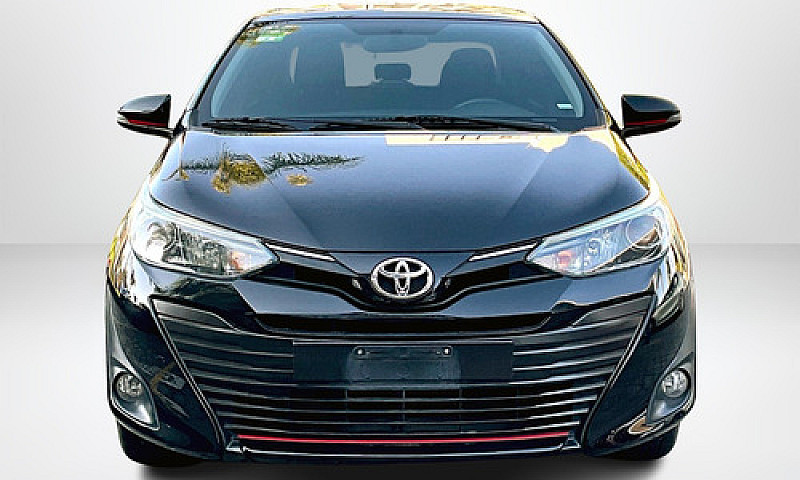 Toyota Yaris 2020...