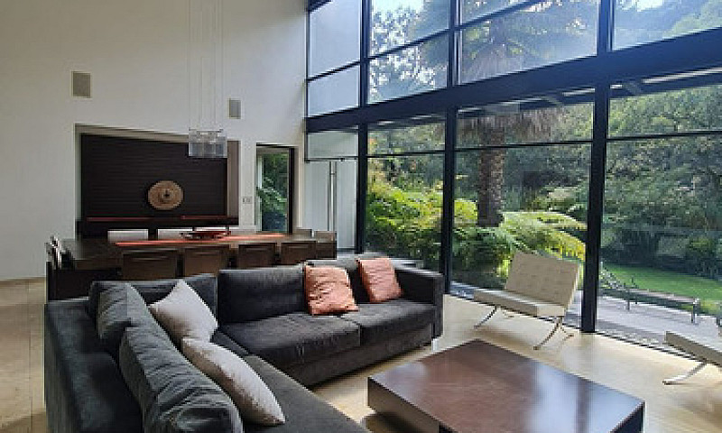 Casa En Venta En Des...