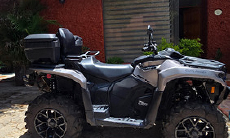 Outlander Max Xt 700...