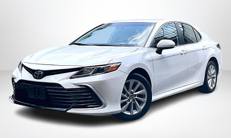 Toyota Camry 2022...