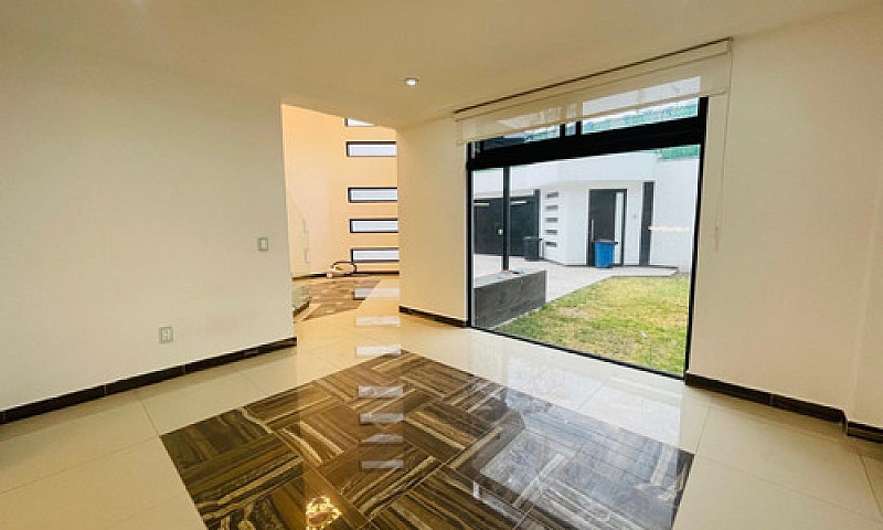 Exclusiva Casa Con J...