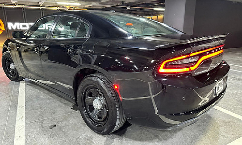 Dodge Charger 2020...