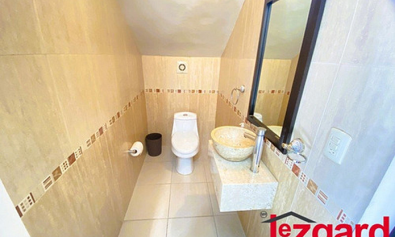 Se Vende Casa En Lom...