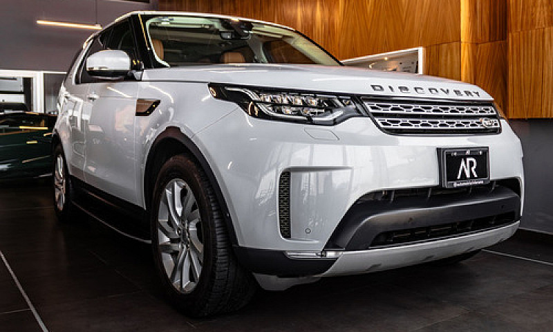 Land Rover Discovery...