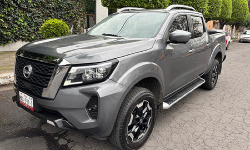 Nissan Frontier 2.5 ...