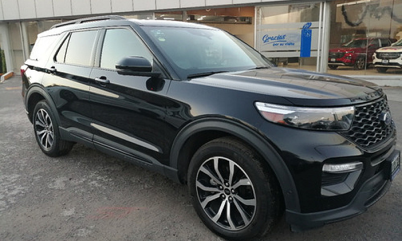 Ford Explorer 2023...