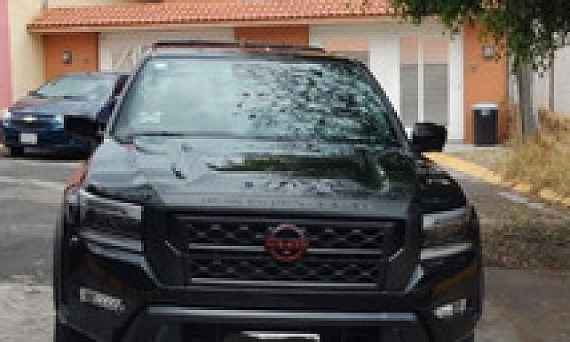 Nissan Frontier 3.8 ...