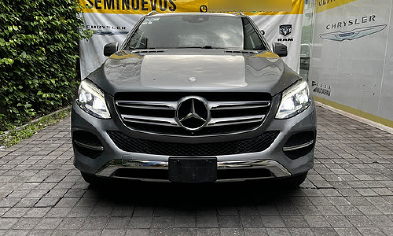 Mercedes Benz Clase ...