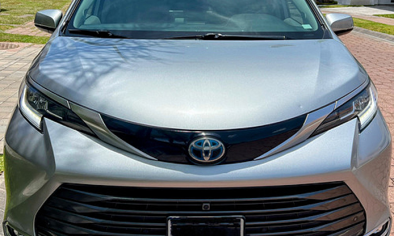 Toyota Sienna Límite...
