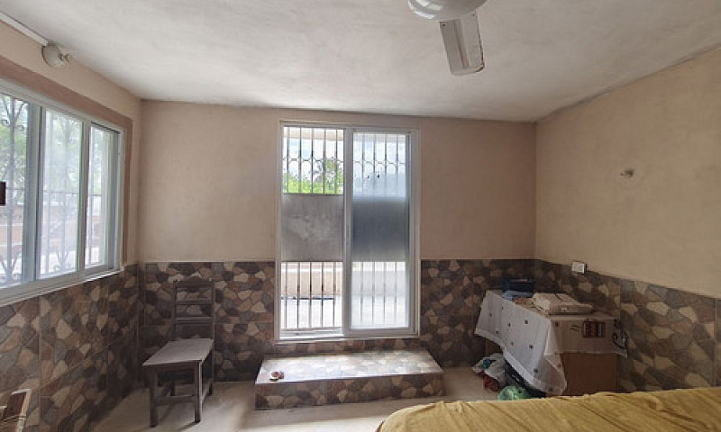 Venta De Casa A 140 ...
