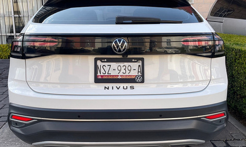 Volkswagen Nivus 1.0...
