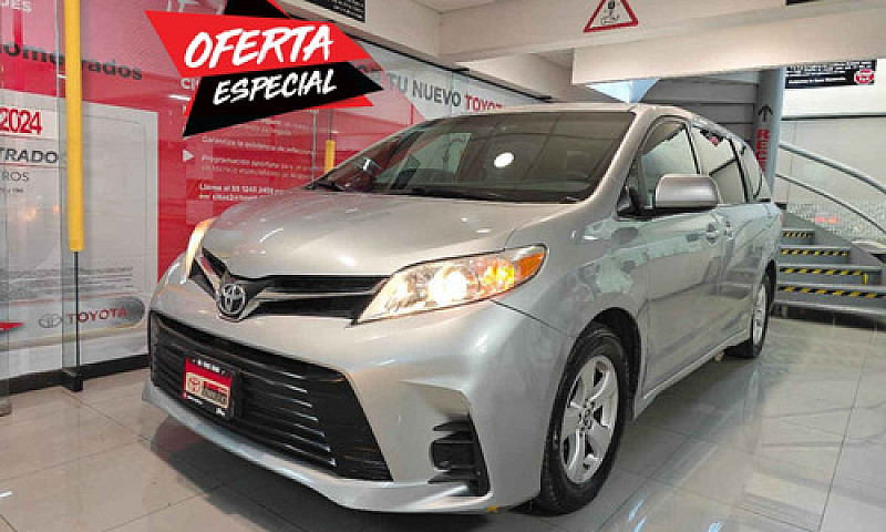 Toyota Sienna 2019...