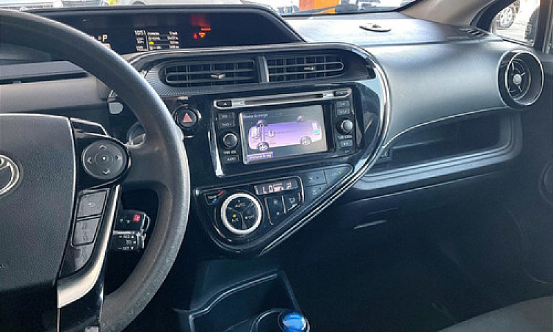 Toyota Prius 2018...