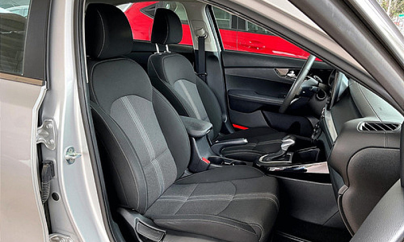 Kia Forte 2023...