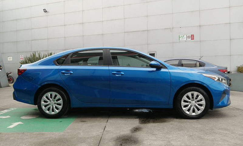 Kia Forte 2022 2.0 L...