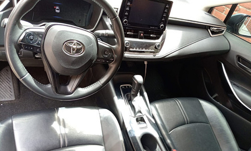 Toyota Corolla 1.8 H...