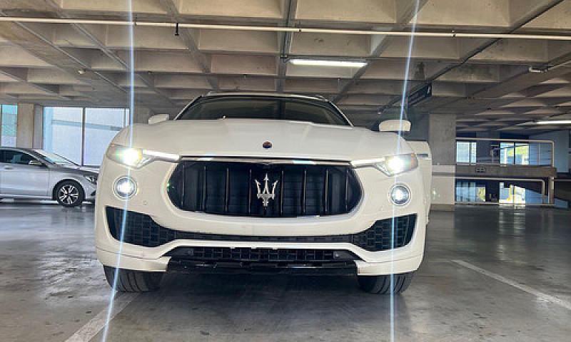 Maserati Levante...