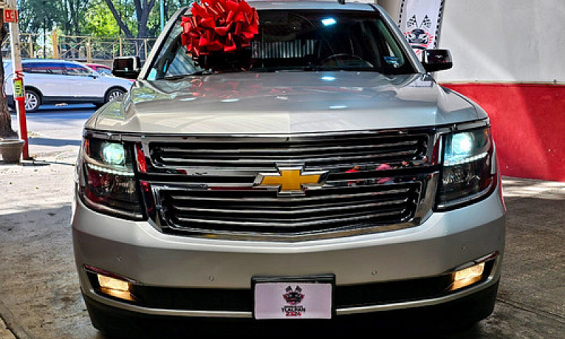 = Chevrolet // Tahoe...