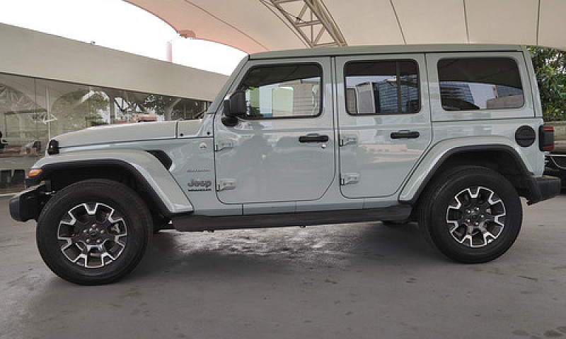 Jeep Wrangler 2024...