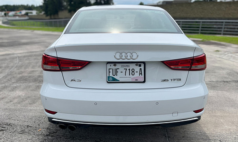 Audi A3 1.4 Sedán Se...