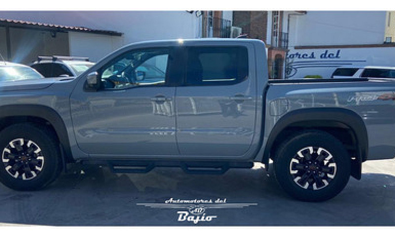 Nissan Frontier 3.8 ...