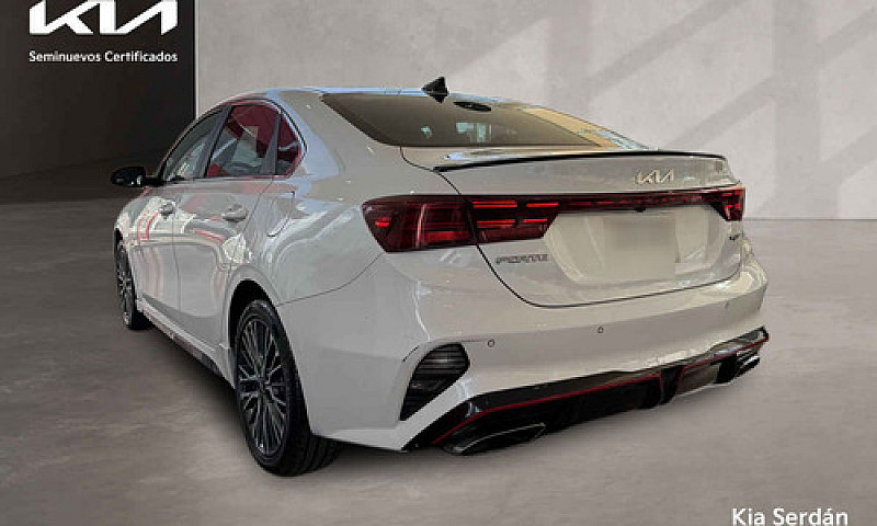 Kia Forte Sedan 2022...