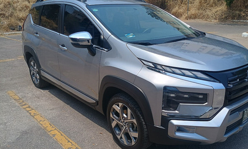 Mitsubishi Xpander 1...