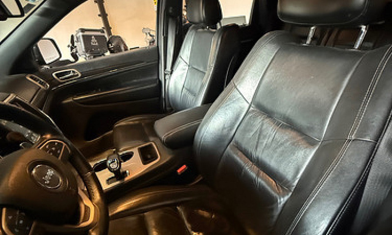 Jeep Cherokee 2.4 Li...
