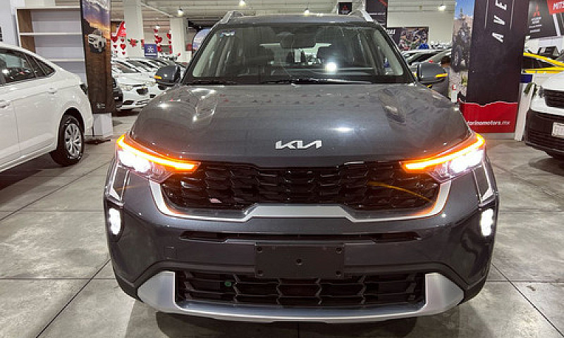 Kia Sonet 2024...