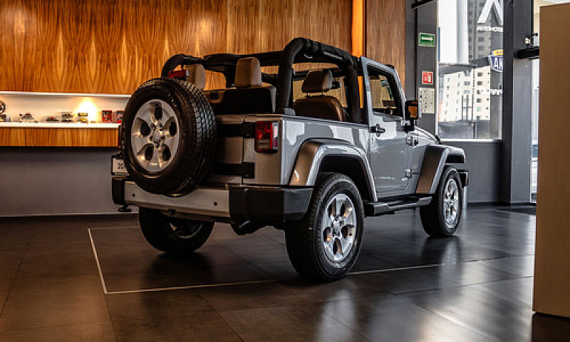 Jeep Wrangler 2015...