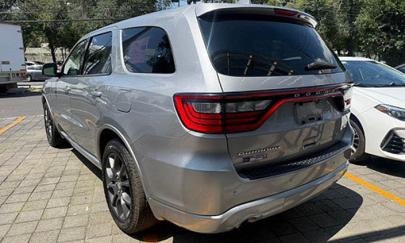 Dodge Durango 5.7 V8...